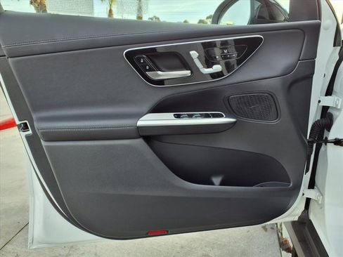 Used 2025 Mercedes-Benz GLC 43 AMG 4MATIC image 12