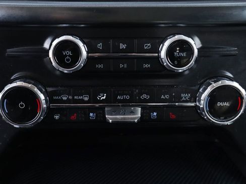 Used 2022 Ford F150 Limited image 47