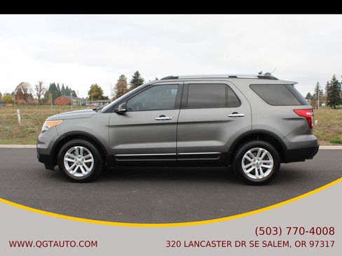 Used 2013 Ford Explorer XLT w/ Class III Trailer Tow Pkg FWD image 3