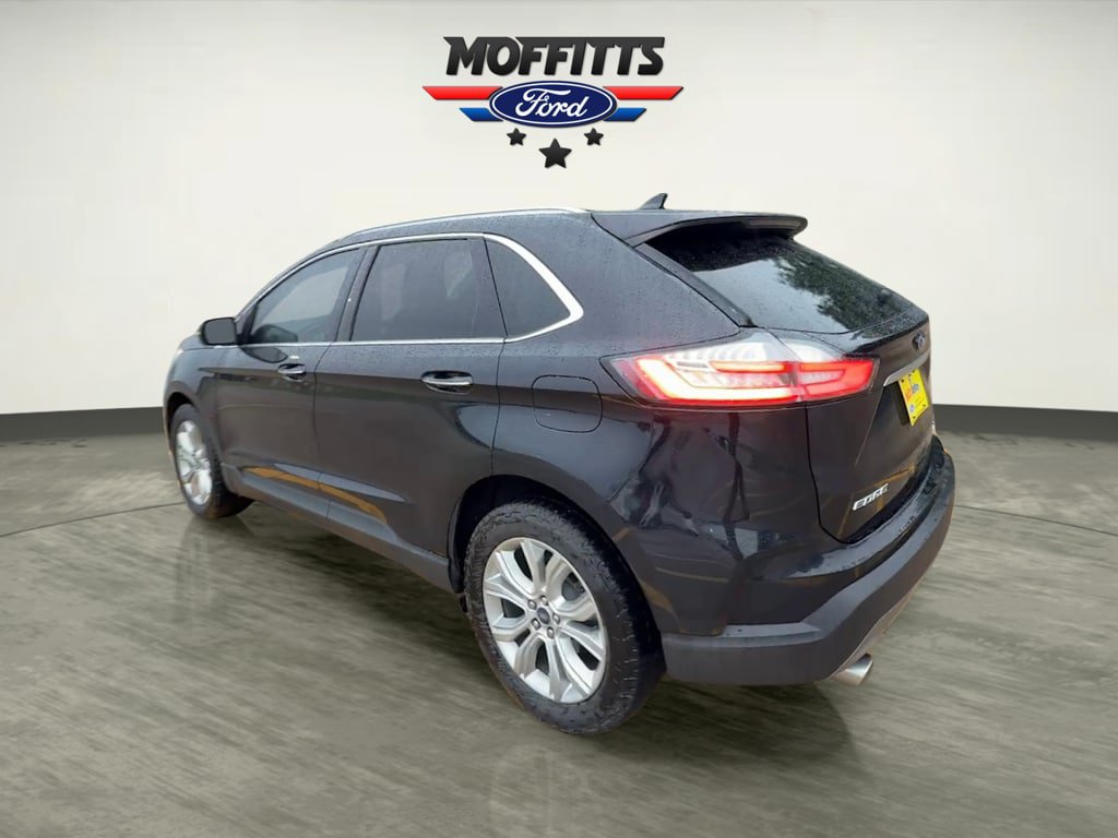 Used 2019 Ford Edge Titanium AWD/4WD image 3