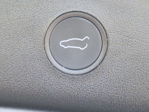 Used 2023 Tesla Model 3 Standard Range RWD image 17