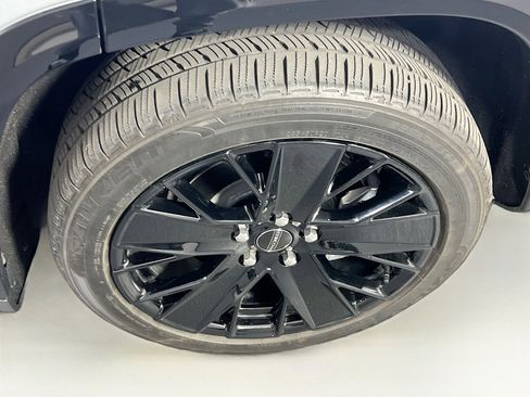 Used 2024 Jeep Wagoneer Launch Edition image 32