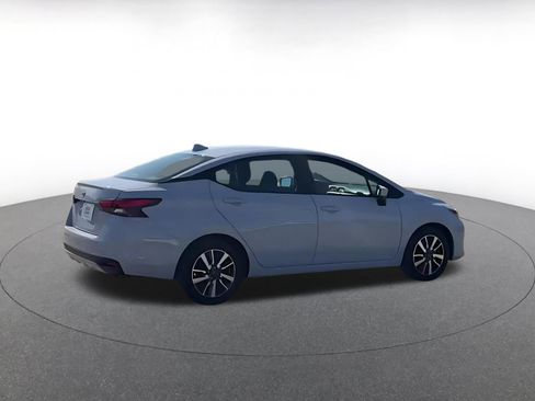 Used 2025 Nissan Versa SV image 11