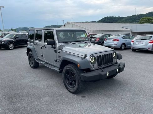Used 2016 Jeep Wrangler Unlimited Sport w/ Quick Order Package 24S AWD/4WD image 2