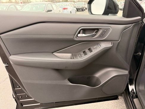 New 2026 Nissan Rogue Platinum w/ Tech Package image 10