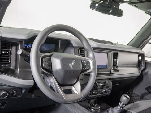 Used 2022 Ford Bronco 2-Door image 16