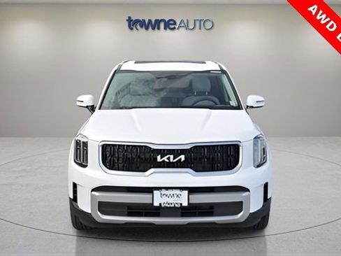 Used 2024 Kia Telluride EX image 8