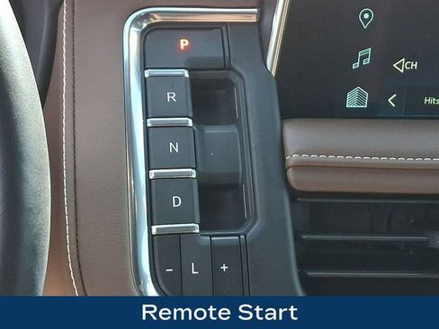 Used 2024 Chevrolet Tahoe High Country w/ Advanced Technology Package AWD/4WD image 11