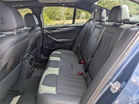 Used 2023 BMW 530i w/ M Sport Package image 15