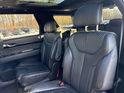 Used 2023 Hyundai Palisade Calligraphy image 39