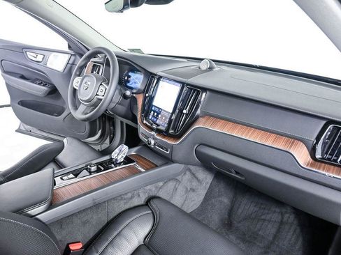 Used 2024 Volvo XC60 B5 Ultimate AWD/4WD image 26