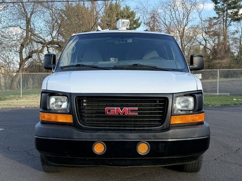 Used 2014 GMC Savana 1500 AWD image 3