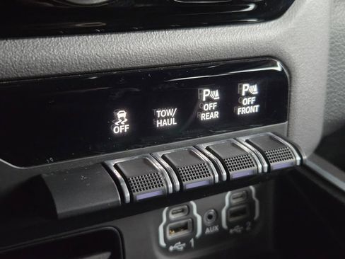 Certified 2023 RAM 1500 Big Horn image 11