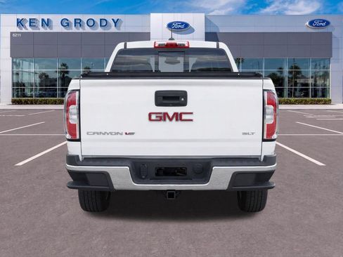 Used 2018 GMC Canyon SLT w/ Driver Alert Package AWD/4WD image 5