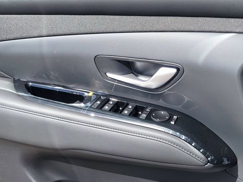 New 2026 Hyundai Tucson Limited AWD/4WD image 17