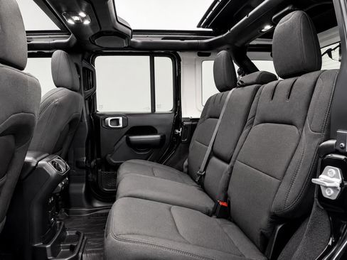 Used 2023 Jeep Wrangler Unlimited w/ Sun & Screen Package AWD/4WD image 25