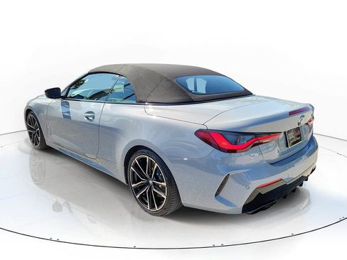Used 2022 BMW M440i Convertible w/ Premium Package RWD image 3