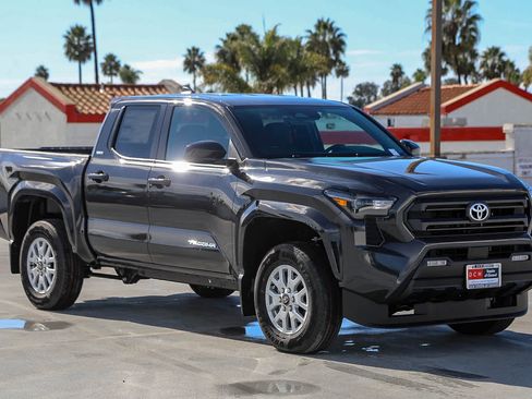 New 2026 Toyota Tacoma SR5 image 4