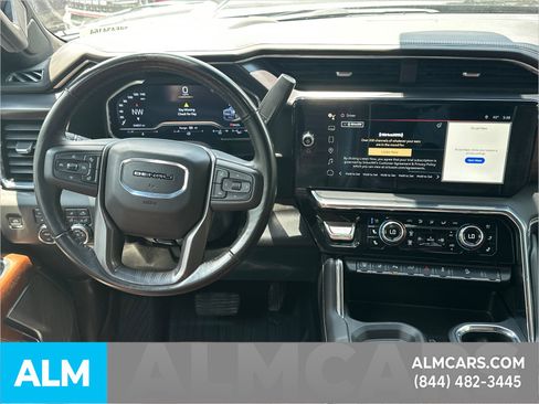 Used 2024 GMC Sierra 2500 Denali Ultimate AWD/4WD image 26