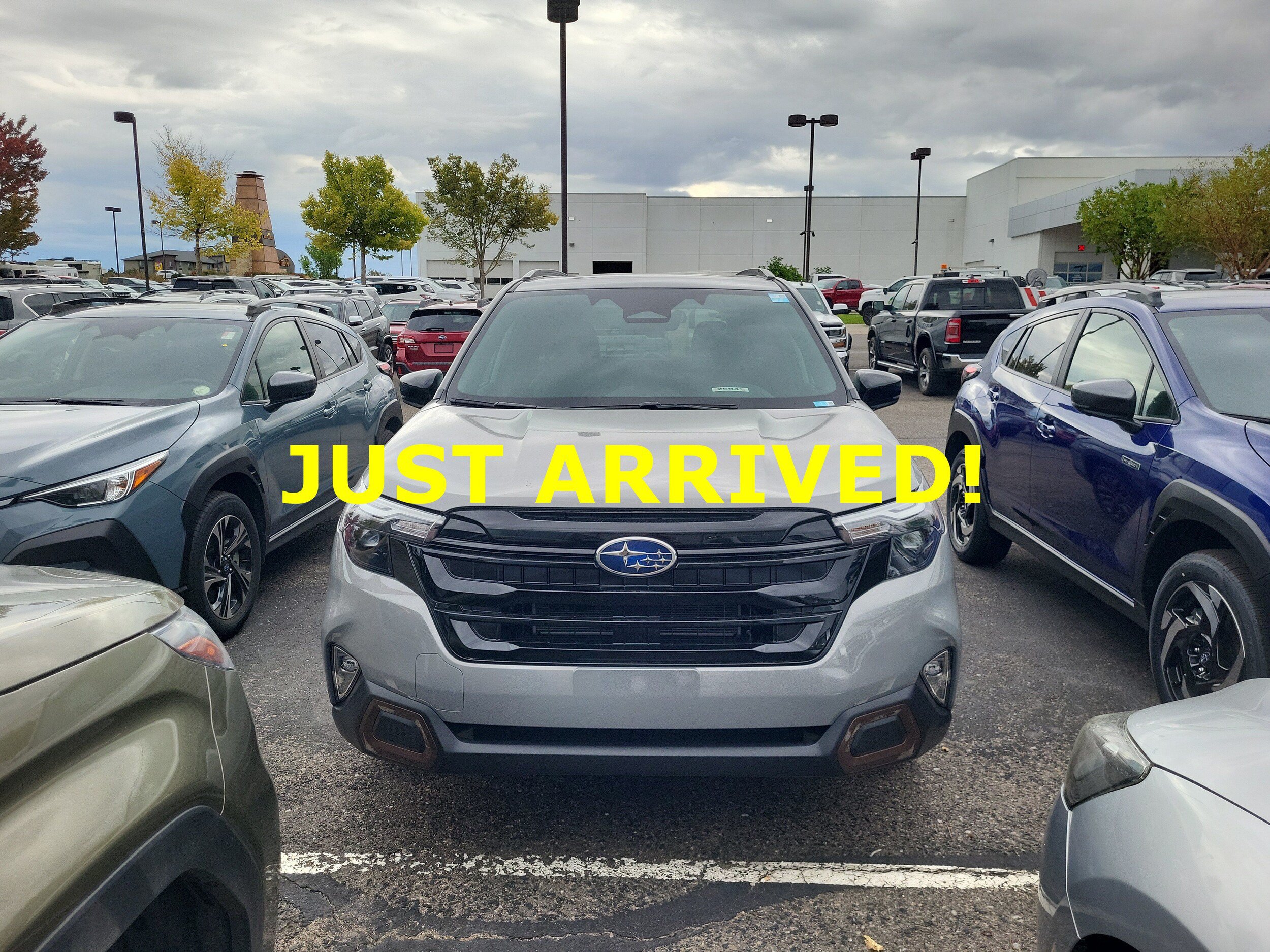 Used 2019 Mitsubishi Eclipse Cross LE AWD/4WD image 2