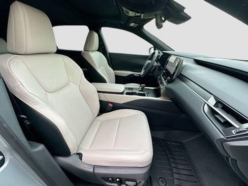 Used 2024 Lexus RX 350 Premium Plus image 34