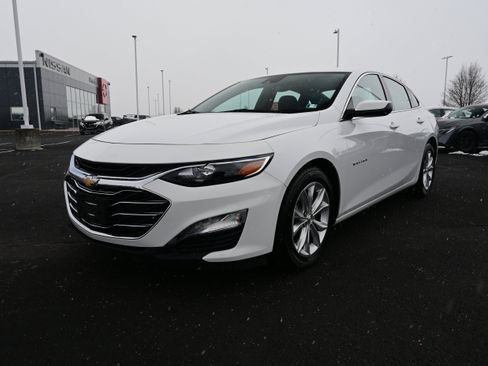 Used 2024 Chevrolet Malibu LT image 4