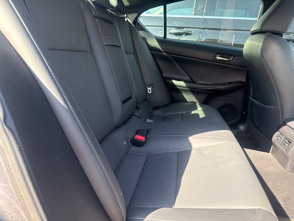 Used 2021 Lexus IS 300 w/ Comfort Package RWD image 6