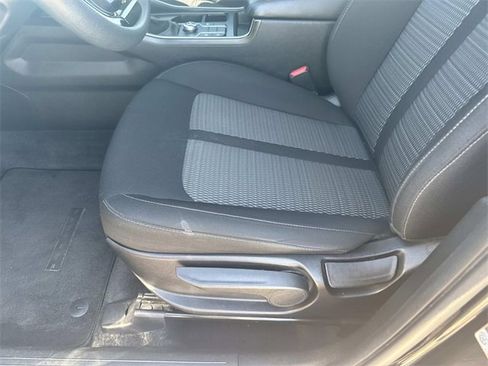 Used 2022 Kia Sorento LX image 18