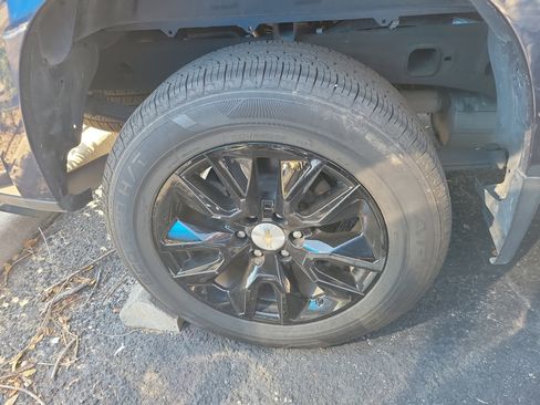 Used 2021 Chevrolet Silverado 1500 Custom image 9