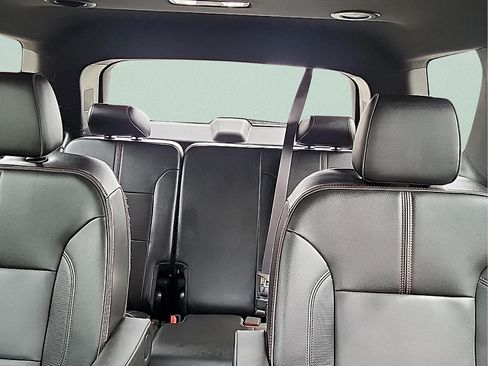Used 2023 Chevrolet Traverse RS w/ LPO, Floor Liner Package AWD/4WD image 14