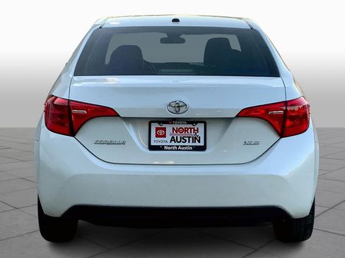 Used 2017 Toyota Corolla XLE FWD image 5