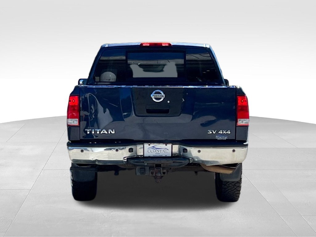 Used 2012 Nissan Titan SV w/ SV Value Truck Pkg AWD/4WD image 9