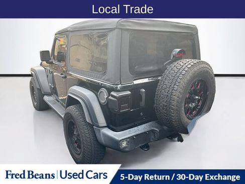 Used 2018 Jeep Wrangler Sport AWD/4WD image 5