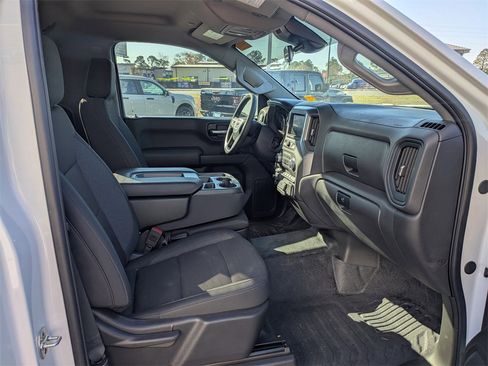 Used 2025 GMC Sierra 1500 Pro w/ Pro Value Package image 12