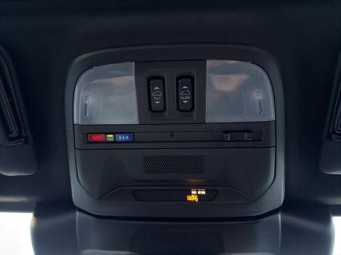 Certified 2025 Subaru Crosstrek 2.5i Sport w/ Crosstrek Mirror Package image 38