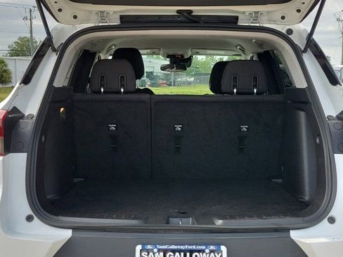 Used 2022 Chevrolet TrailBlazer LT w/ Confidence II Package FWD image 13