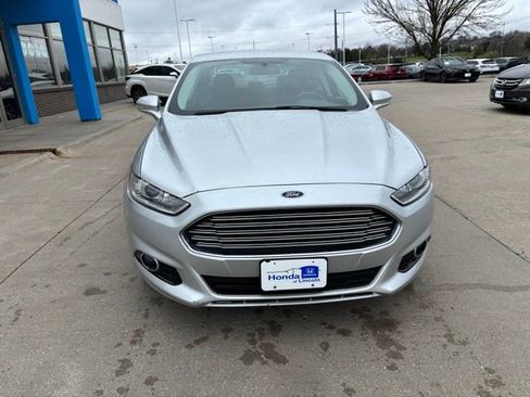 Used 2014 Ford Fusion Titanium image 2