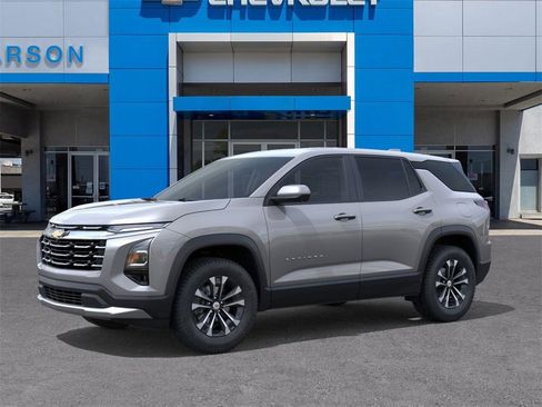 New 2026 Chevrolet Equinox LT w/ Safety and Technology Package image 2