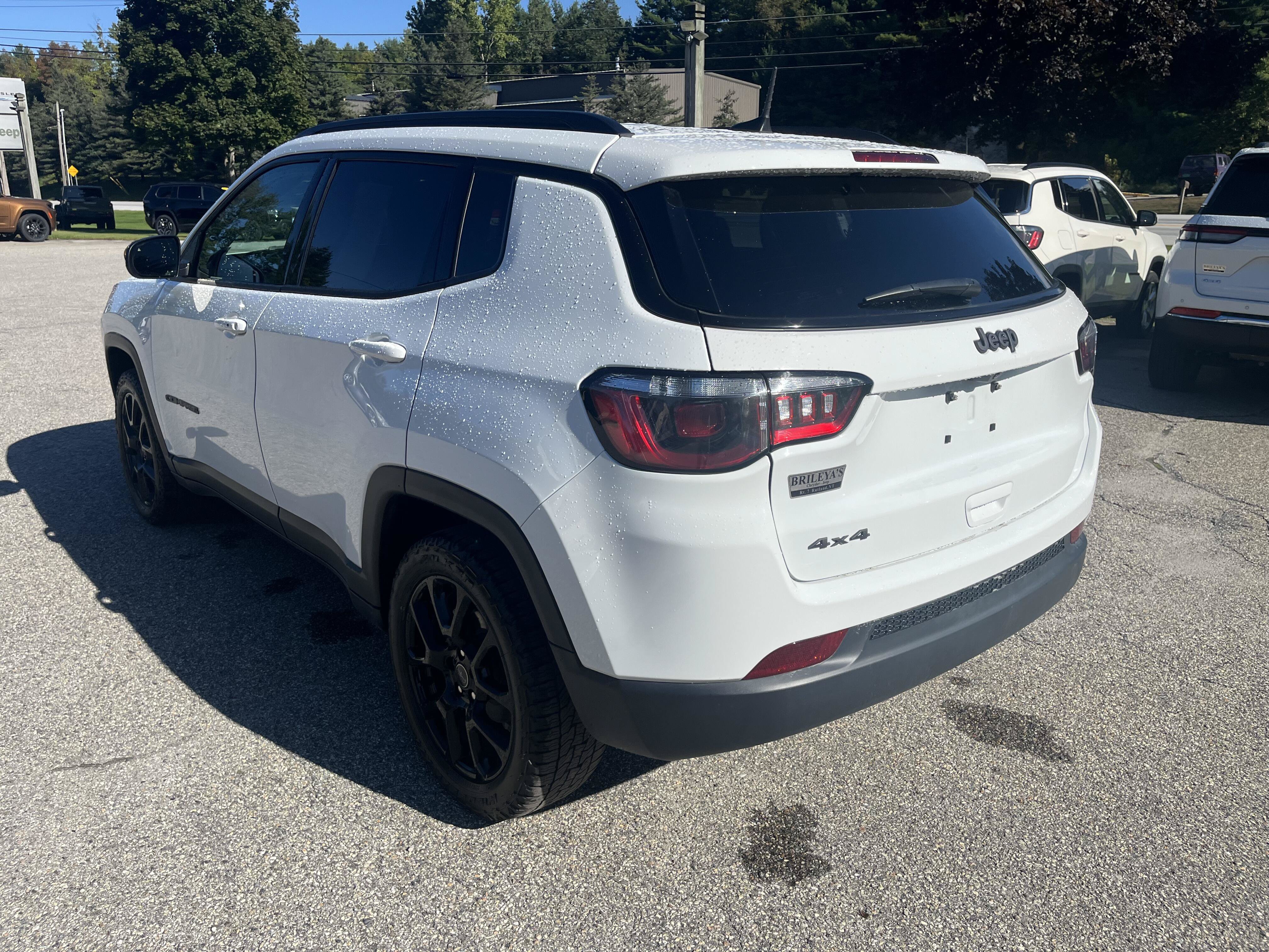 Certified 2025 Jeep Compass Latitude w/ Convenience Group AWD/4WD image 7