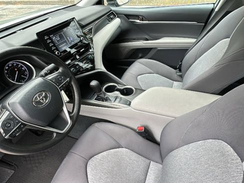 Used 2023 Toyota Camry LE image 22