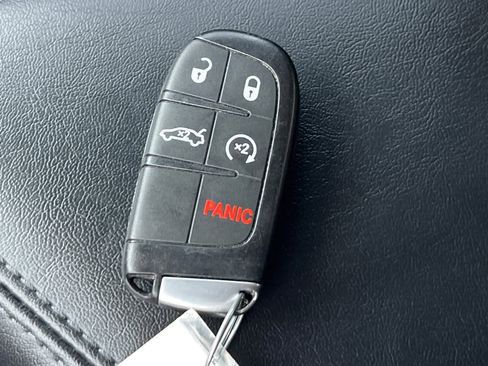 Used 2022 Dodge Challenger GT image 25