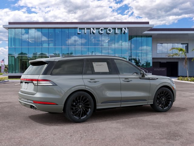 New 2027 Lincoln Aviator Reserve w/ Jet Appearance Package RWD image 6