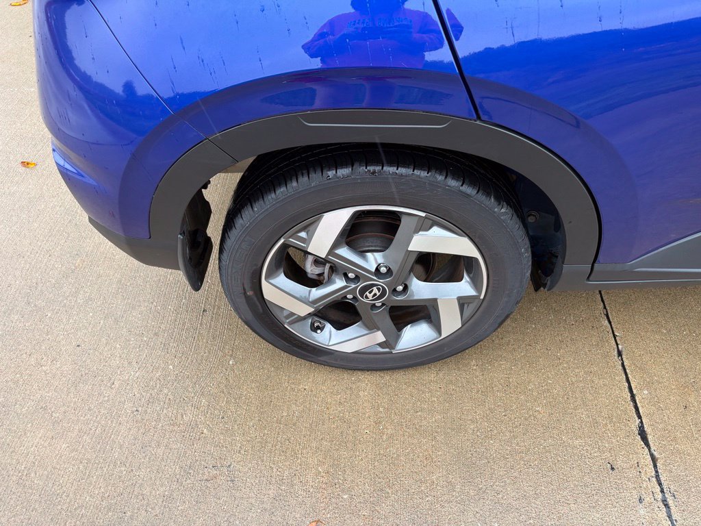 Used 2024 Hyundai Venue SEL FWD image 49
