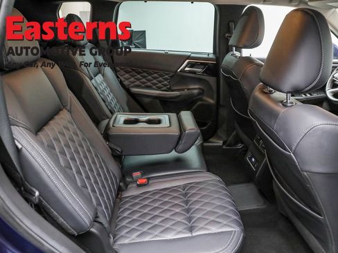 Used 2023 Mitsubishi Outlander SEL image 22