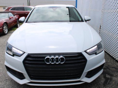 Used 2019 Audi A4 2.0T Premium FWD image 4