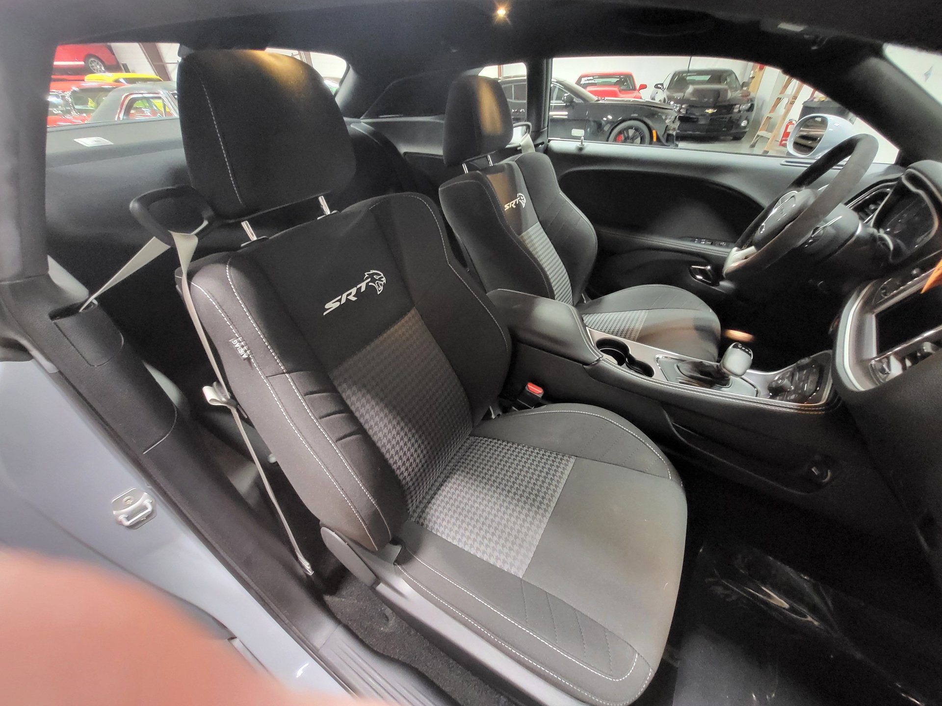 Used 2022 Dodge Challenger SRT Hellcat RWD image 33