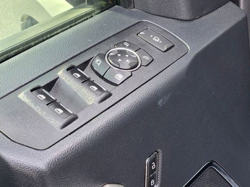 Certified 2022 Ford F250 Lariat w/ Snow Plow Prep Package image 13