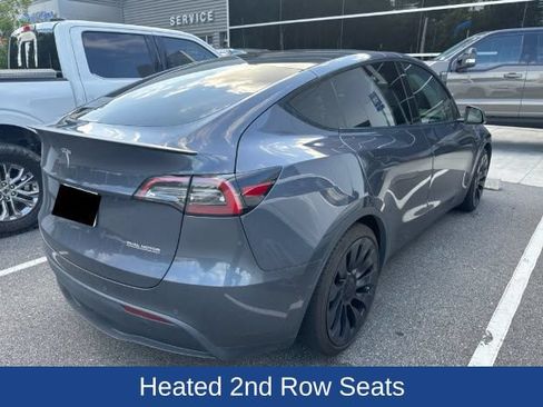 Used 2022 Tesla Model Y Performance AWD/4WD image 3