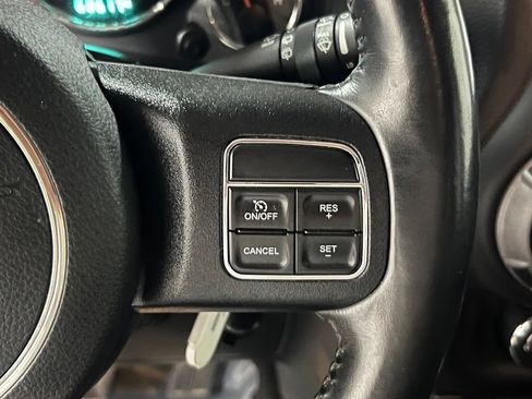 Used 2018 Jeep Wrangler Unlimited Sport w/ Connectivity Group AWD/4WD image 18