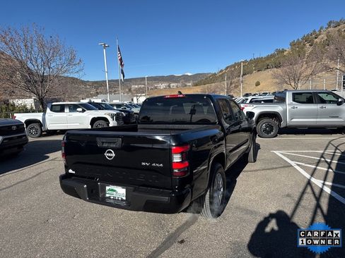Used 2023 Nissan Frontier SV image 10